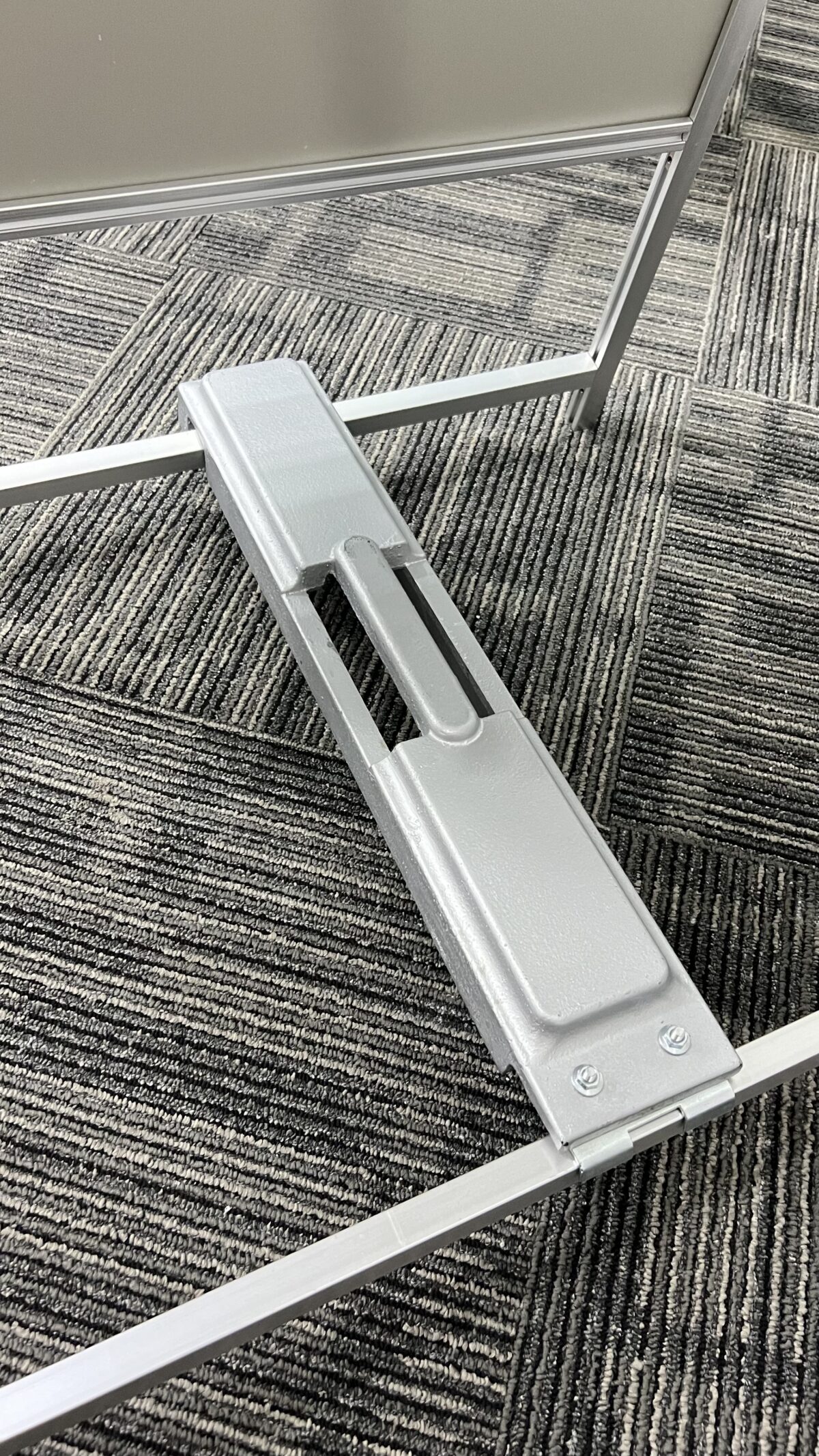 Signboard support casting component - Image 6